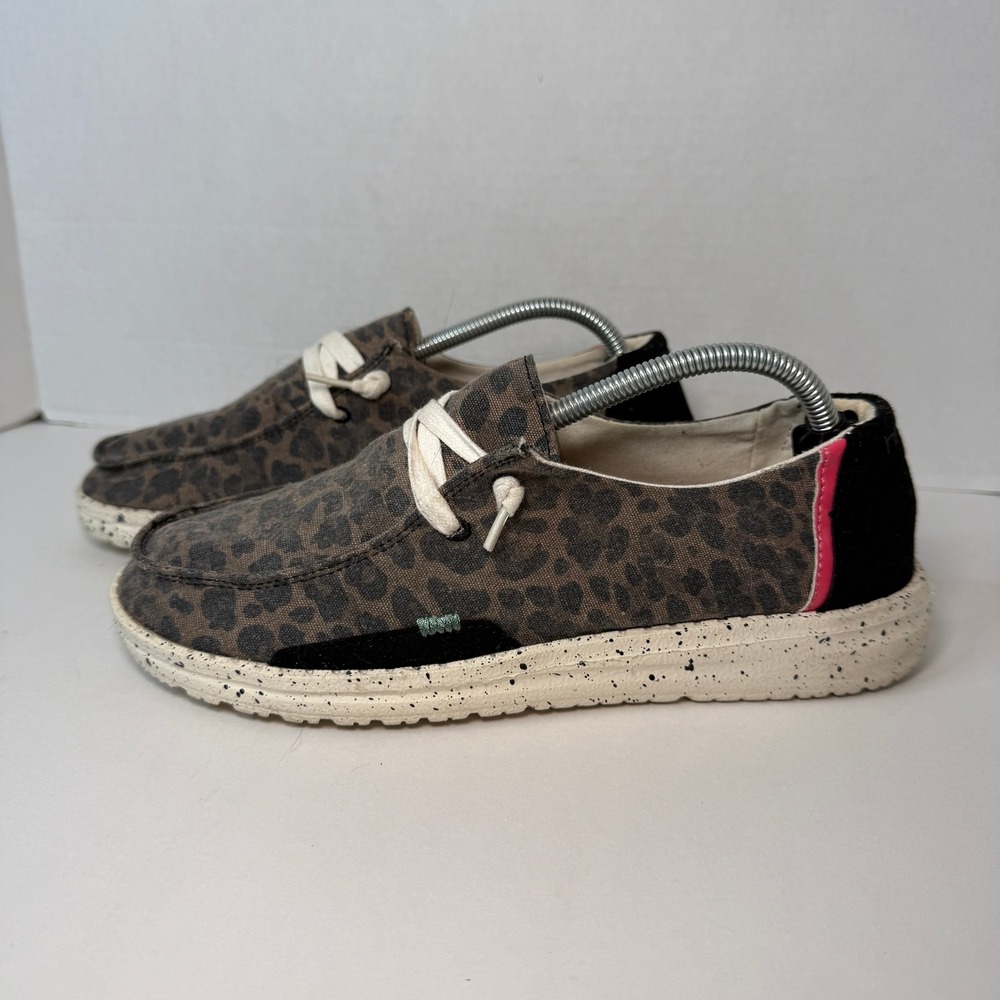 Hey Dude Wendy Jungle Brown Leopard Print Canvas Loafer Shoes Women's Size 7